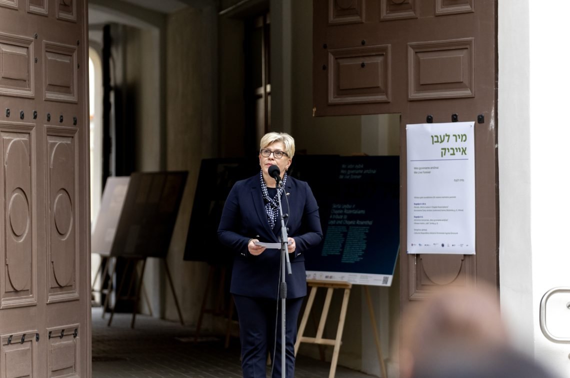ministre-pirmininke-dalyvavo-vilniaus-geto-sunaikinimo-80-mecio-minejime