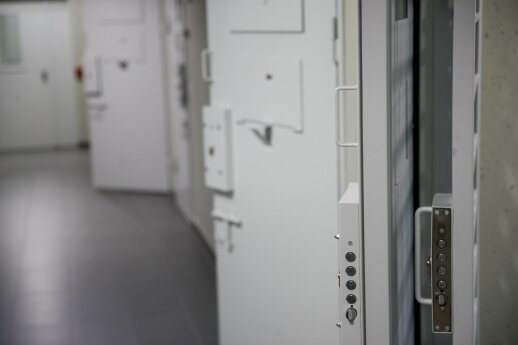 policijai-ikliuvo-du-girti-panevezieciai:-rasta-keliu-rusiu-narkotiku-ir-„bongas“