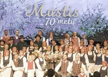laiko-tekmeje-pakites-ir-70-meti-atsventes-dainu-ir-sokiu-ansamblis-„mastis“