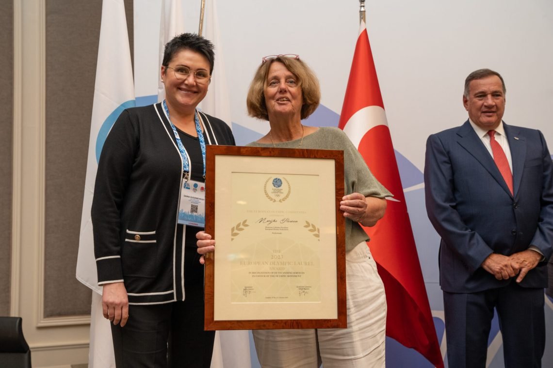 ltok-prezidente-daina-gudzineviciute-stambule-apdovanojo-ilgamete-europos-zoles-riedulio-vadove