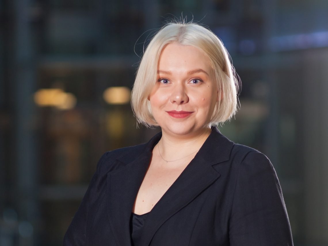 karolina-mickute.-kas-apdraus-nuo-teisekuros-stichiju?