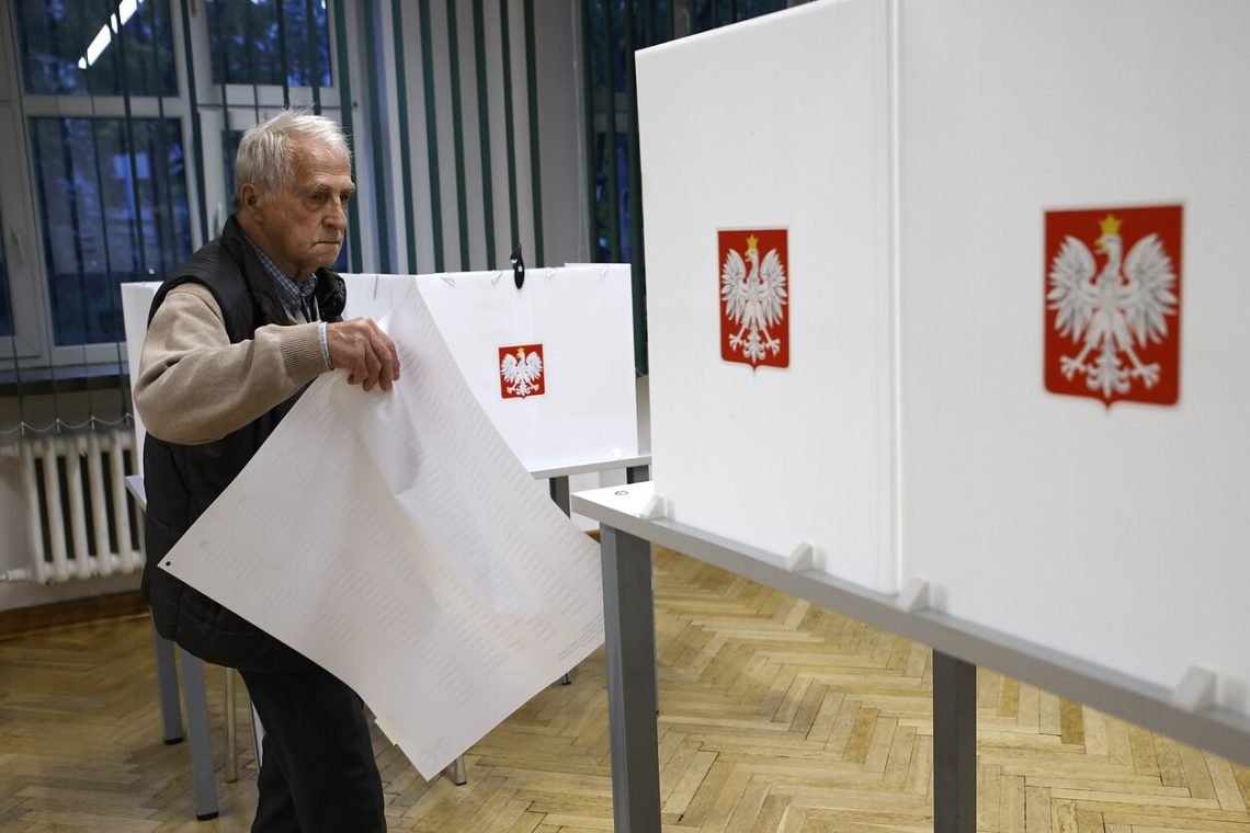 apklausa:-lenkijos-valdanciuju-inicijuotas-referendumas-neivyko