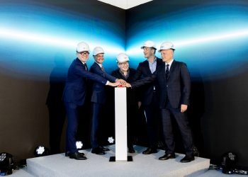 „energy-cells“-energijos-kaupimo-sistema-pradeda-veikla-–-izoliuoto-darbo-rezervo-paslauga-teikia-visa-200-mw-galia