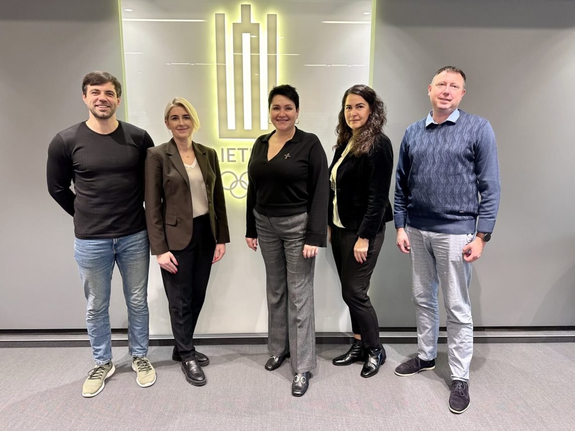 ltok-prezidente-daina-gudzineviciute-susitiko-su-utenos-raj.-savivaldybes-atstovais