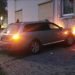 raseiniuose-automobilis-rezesi-i-vmi-pastato-siena