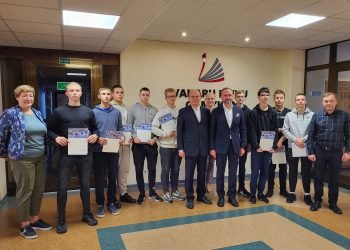 Būsimiesiems laivų korpusų surinkėjams – piniginės stipendijos