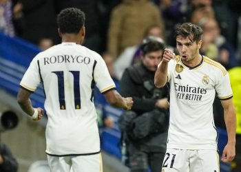 keturi-klubai-uzsitikrino-vietas-cempionu-lygos-atkrintamosiose,-mazumoje-likusi-„man-utd“-krito-7-ivarciu-rungtynese