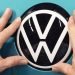 pritrukus-varikliu,-„volkswagen“-gamykloje-vokietijoje-stabdoma-elektromobiliu-gamyba