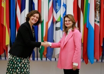 lietuva-ir-ebpo-prades-bendra-atsparumo-ugdymo-dezinformacijai-ir-isorinems-gresmems-programa