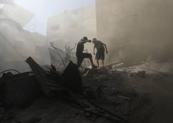 izraelio-ir-„hamas“-karas.-tesiantis-idf-operacijoms-gazos-ruoze,-netanyahu-prakalbo-apie-laukiancia-„kitokia-ateiti“