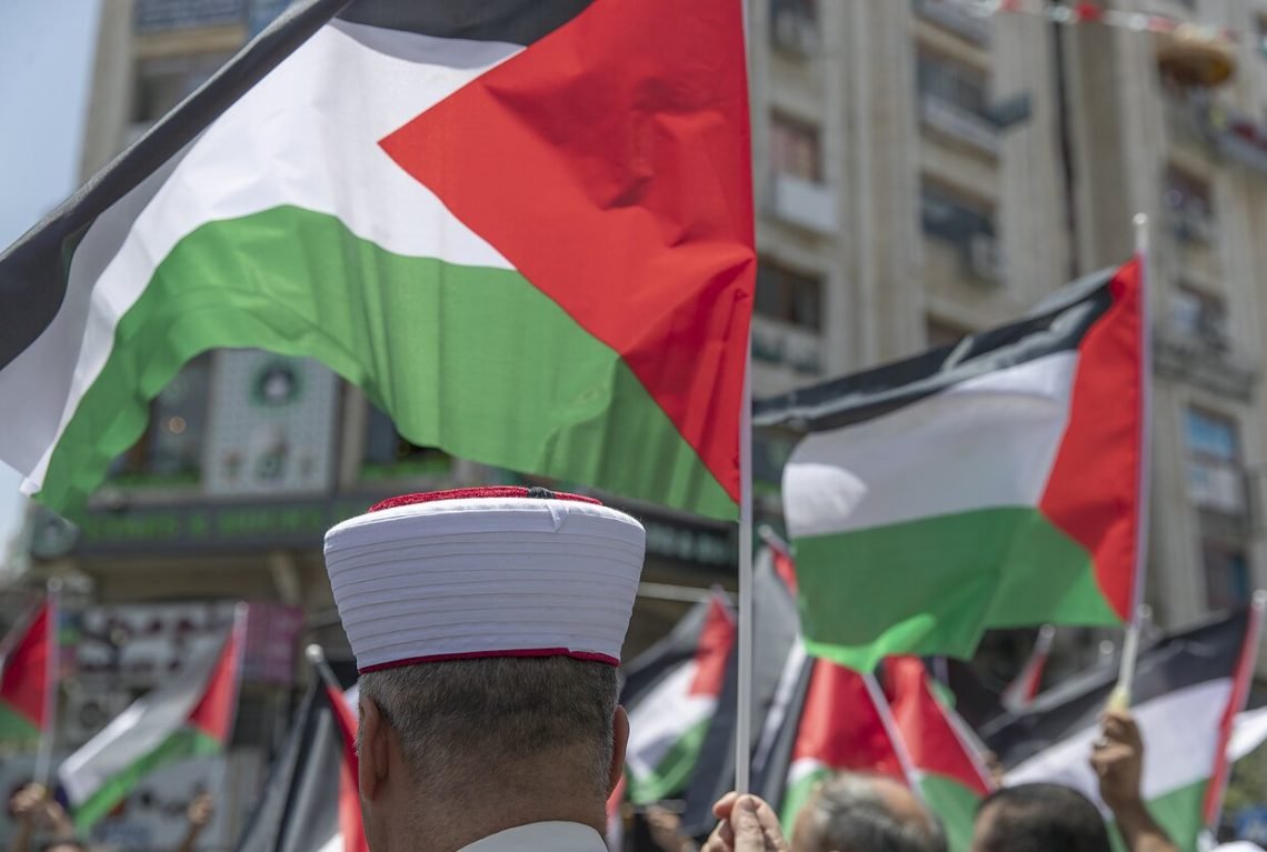 aistros-garsiuose-jav-universitetuose-–-sie-tiriami-del-antisemitizmo-ir-islamofobijos