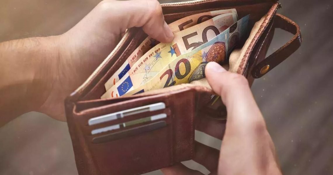 kodel-pinigai-lietuvoje-–-nevyriska-pokalbiu-tema?