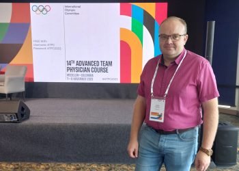 sporto-gydytojas-is-lietuvos-tobulinosi-su-pasaulio-geriausiaisiais