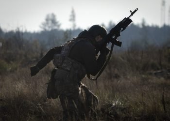 rusijos-karas-pries-ukraina.-isw:-ukrainos-pajegos-sekmingai-tese-puolima-i-pietus-nuo-bachmuto