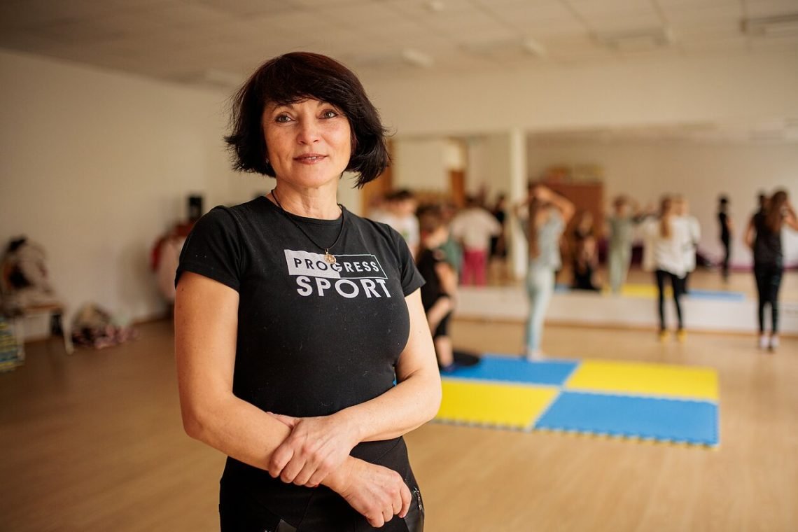 pedagoge-is-mariupolio-vilniuje-moko-vaikus-cirko-meno:-kiekvienas-gali-tapti-cirko-artistu