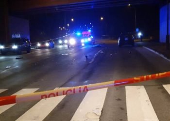 vilniuje-automobilis-partrenke-per-pereja-einancias-moteri-ir-treju-metu-mergaite