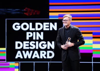 lietuviui-uz-inovatyviu-gitaru-dizaina-skirtas-prestizinis-„golden-pin“-apdovanojimas