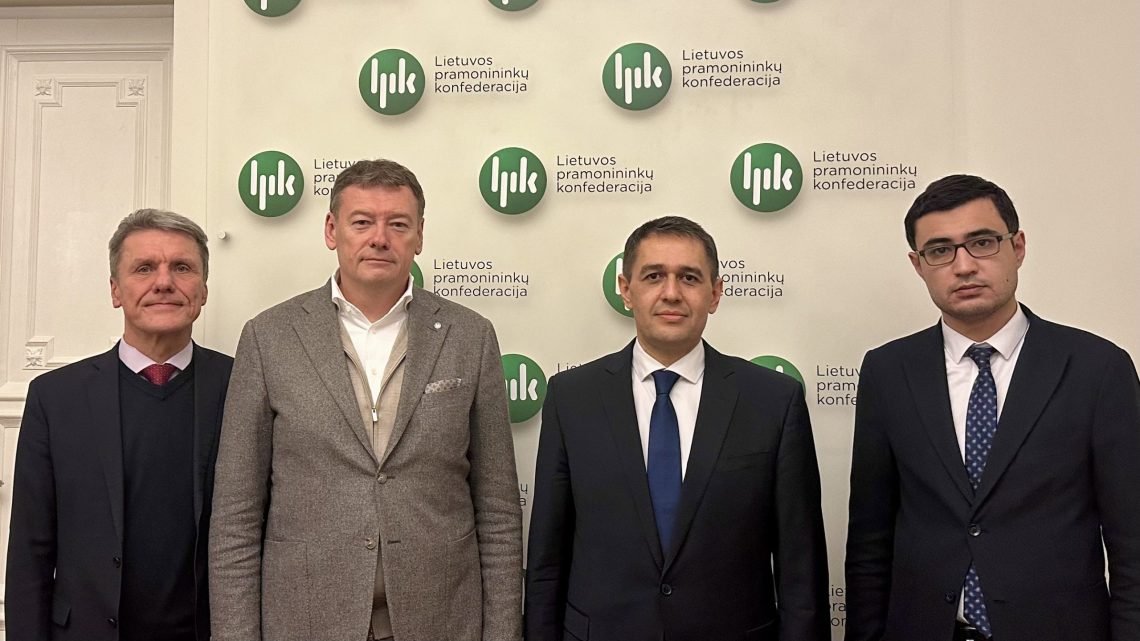 stiprinami-lietuvos-ir-uzbekistano-verslo-rysiai