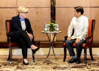 su-filipinu-prezidentu-susitikusi-premjere:-susijes-musu-saugumas-–-stipri-paskata-plesti-tarpusavio-rysius