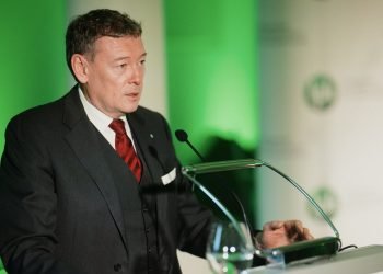 vidmantas-janulevicius.-ecb-ir-palukanos:-kai-vietoje-saliko-gauni-kaklaraisti