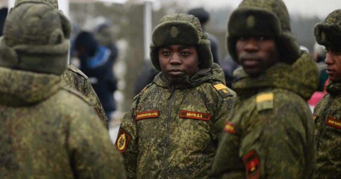 rusija,-patyrusi-didziulius-nuostolius-ukrainoje,-verbuoja-samdinius-afrikoje