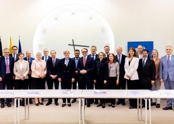ministre-pirmininke-susitiko-su-es-saliu-ambasadoriais-lietuvoje