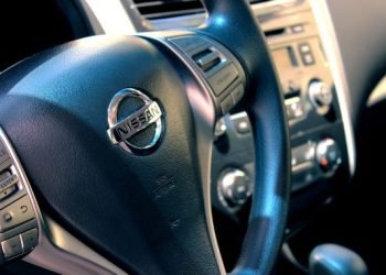 kodel-butina-reguliariai-priziureti-automobili
