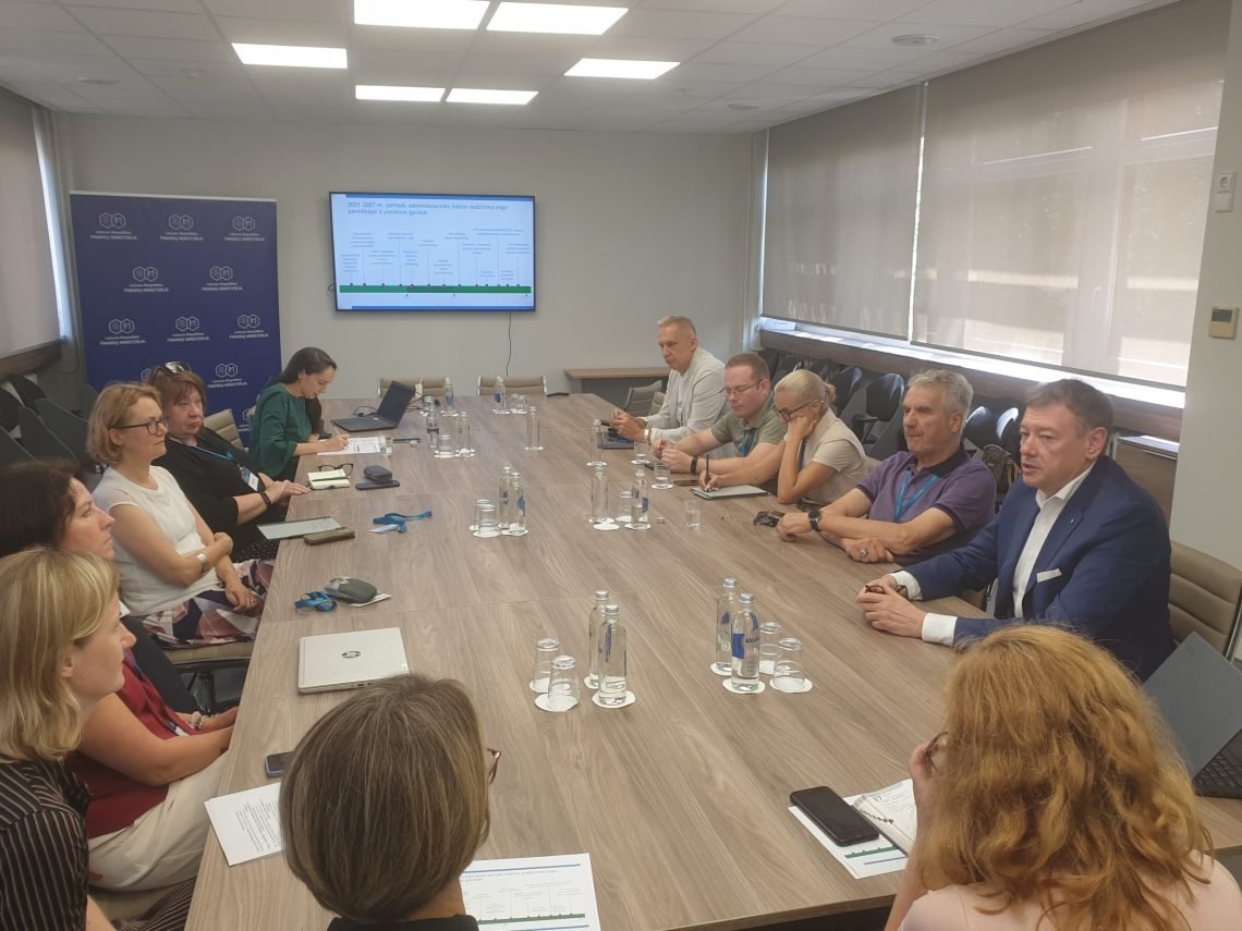 lietuvos-verslo-taryba-aptare-poreiki-mazinti-administracine-nasta-ir-spartinti-rrf-priemoniu-iveiklinima