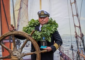 „Jūrininkų vakare“ – padėkų ir apdovanojimų jūra