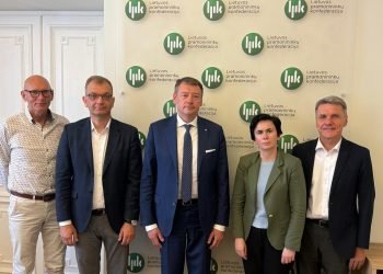 susitikimas-su-naujai-paskirtaja-lietuvos-ambasadore-ukrainoje
