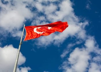 isvyk-i-turkija