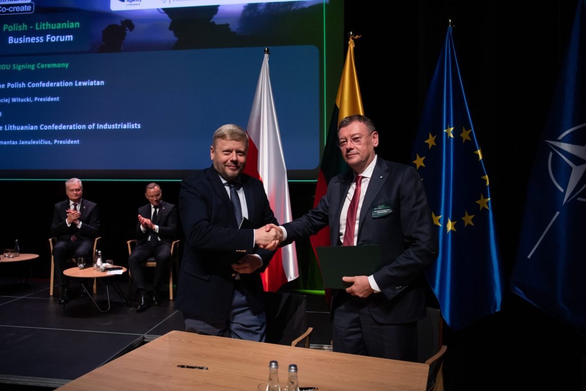 lietuva-ir-lenkija-stiprins-bendradarbiavima-gynybos-srityje