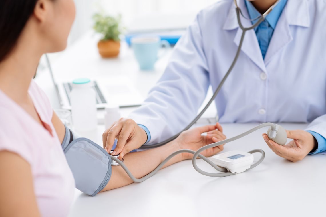 sveikatos-apsaugos-ministerijoje-aptarta-personalizuotos-medicinos-pletros-lietuvoje-galimybiu-studija