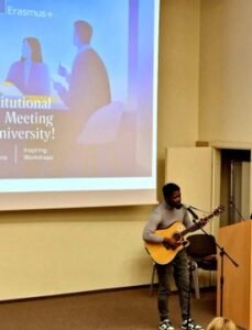 Klaipėdos universitete – iš Ganos atvykęs socialinio darbo studentas Michael Oppong Agyei.