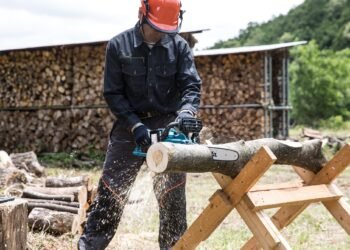 Įmonėms pritaikytos sankcijos keičia ir darbuotojų situaciją: ką svarbu žinoti darbuotojams?
