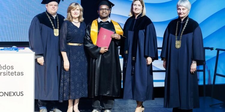 Iš Bangladešo į Klaipėdą: studijos Klaipėdos universitete Miah atvėrė naujas galimybes