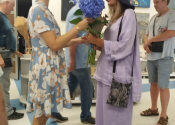 Menininkės kūrybą parodos atidaryme pristatė „Lyceum“ galerijos parodų kuratorė Agota Olimpija Bričkutė ir dailininkės teta, rašytoja Jolita Herlyn.