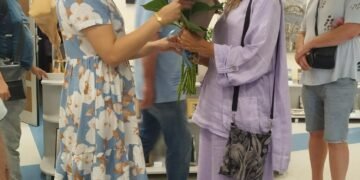 Menininkės kūrybą parodos atidaryme pristatė „Lyceum“ galerijos parodų kuratorė Agota Olimpija Bričkutė ir dailininkės teta, rašytoja Jolita Herlyn.
